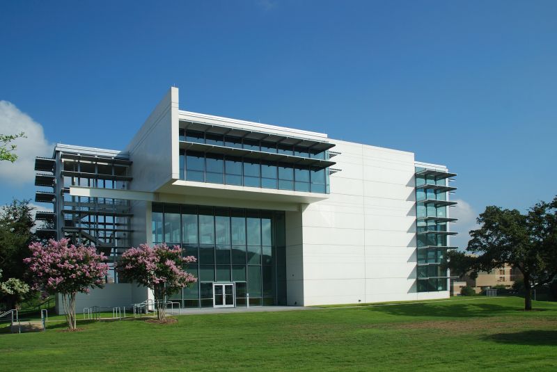 Medical Center Window Cleaning in Mobile, AL